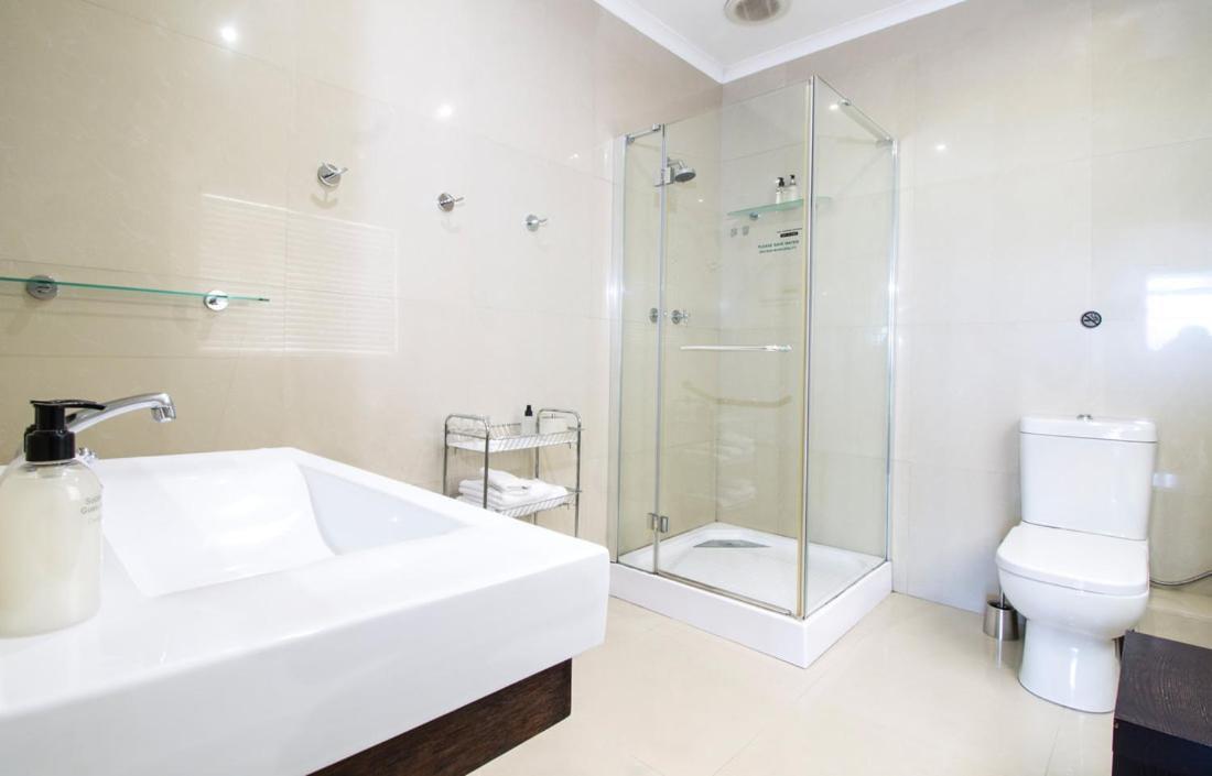 קניסנה South Villa Guesthouse&Garden מראה חיצוני תמונה